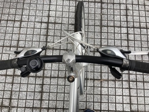 【クロスバイク】ジャイアント製　CS3000 XSサイズ　後タイヤ、グリップ新品❗️若林自転車　膳所店　SALE中❗️