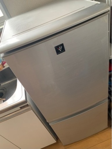 購入決定済み　一人暮らしサイズ 冷蔵庫　SHARP SJ-PD14W-S 137L