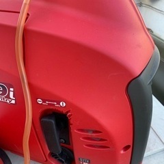 最終値下げ！ホンダ発電機EU9i、10L携行缶、自動給油、バッテリーチャージ、ポータブル発電機の画像