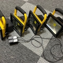 バッテリー駆動投光器20W×4個セット（ジャンク品）