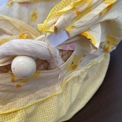 無料！クーハン クーファン☆ベビーキャリー☆かご☆黄色ひよこ柄【こちらは店舗です。浜村鹿野温泉ICから3分 買取本舗 宮本リサイクル 営業時間９～１９時 定休日水曜日】の画像