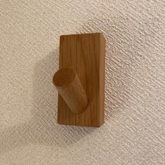 無印　壁に付けられる家具フック