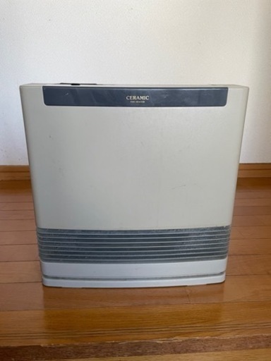 電気ファンヒーター