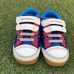 子供　靴　スニーカー　14.5cm ニューバランス　NB