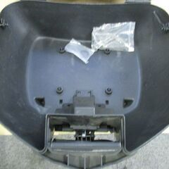 バイク部品　ホンダ　HONDA　PCX　純正　リアボックス　BOX　35L　81101-KZL-860　訳アリ　中古品の画像