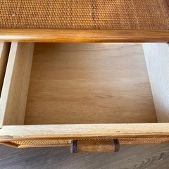 ラタンチェストの画像