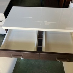 ● キッチン収納、食器棚、幅80cm、キャスター付きの画像