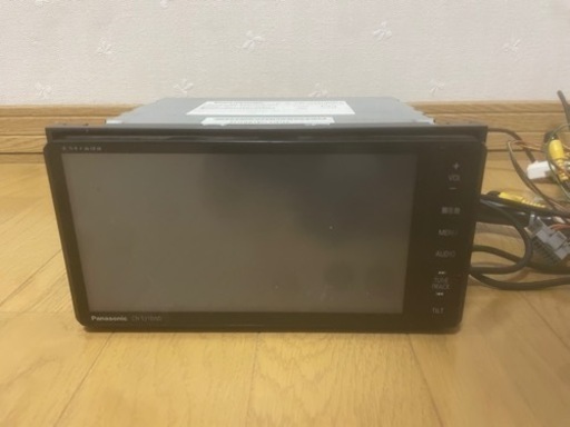 カーナビ ストラーダ 7インチ