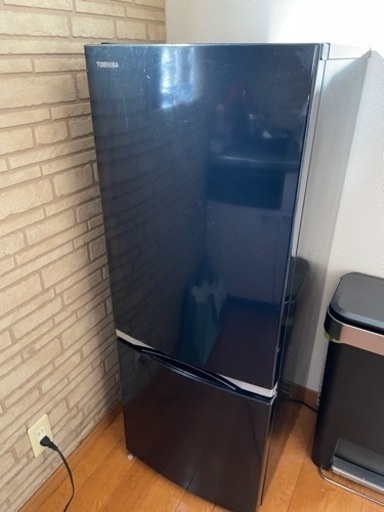冷蔵庫　2018年式東芝GR-M15BS