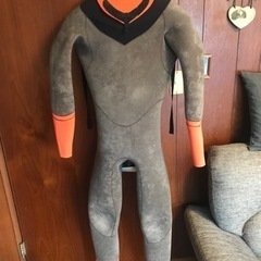 WESTセミドライ ウェットスーツ の画像