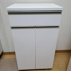 キッチン収納 ジャンク (お話中)