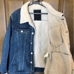 guess ボア付きデニムジャケットの画像