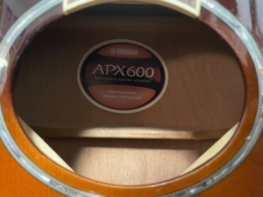 ギター　YAMAHA APX600 plus パークとスタンド