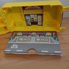 【TOMICA】はとバス型収納ケースの画像