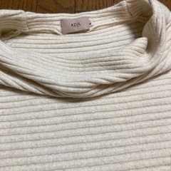 お取引き中AZULオフタートルニットの画像
