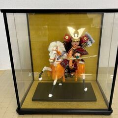 五月人形　馬乗大将　ガラスケース飾り