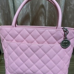 シャネル　復刻トートの画像