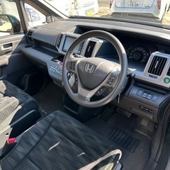 ホンダステップワゴン平成24年車　99,440km 車検6年／1月の画像