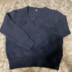 ネイビー長袖ニット　120 美品
