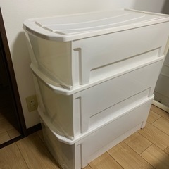 衣装ケース　3つ