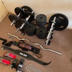 【取りに来られる方限定】ダンベルセット（写真の一部分は売り切れです。内容をご参照下さい。）の画像