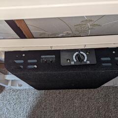 独り用小型のコタツと天板ですの画像