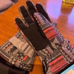 新品！防寒グローブ　キッズ　ジュニアJS スノーボードの画像