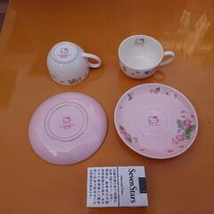 未使用 キティ 皿付きティーカップセット①の画像