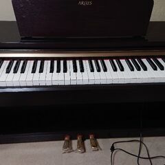 電子ピアノ YAMAHA アリウス YDP160 専用椅子つきの画像
