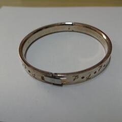 LedaSilmaレダシルマ ダイヤ付シルバーバングル