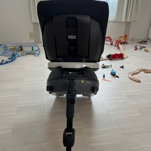 ありがとうございました?ISOFIX新生児OK コンビ ネセルターン リミテッド isofix  クルムーブ