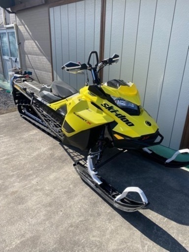 スノーモービルskldoo 2019モデル？　G4 165 SHOT