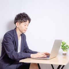 ＜パチンコ好き集まれ！＞時給2100円+交通費♪パチンコ台のデザ...