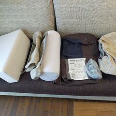 マルイチセーリング羽入りソファーの画像