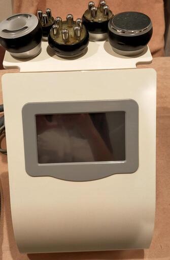 ラジオ波 キャビテーション エレクトロポレーション/ 複合機（ジャンク品） キャビテーションラジオ波複合機 ジャンク品