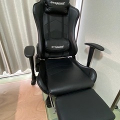 【2/4 まだ取引き可能です】ゲーミングチェア　GTレーシングの画像