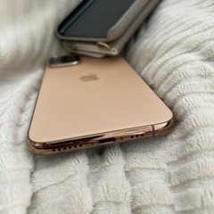 iPhone 11pro 256  ゴールド　simフリーの画像