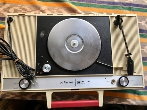 〈昭和レトロ〉　パーフェクトビクターステレオ　PE-８４００ 通販｜レトロなポータブルレコードプレーヤー｜ビクター（victor） PE