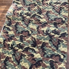 キルティング布地　迷彩の画像
