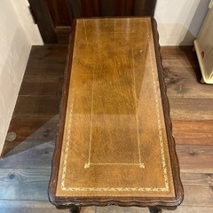 アンティーク ローテーブル レザー／ガラス 猫足