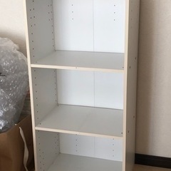 カラーボックス白　(30×40×90cm)