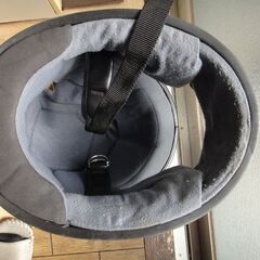 フルフェイスヘルメットです。 サイズはL、こすれ傷ありの画像