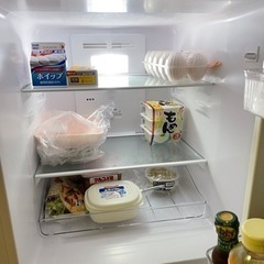 受け渡し決定済（使用年数1年未満・保証付き）Haier ノンフロン冷凍冷蔵庫　JR-NF121Aの画像