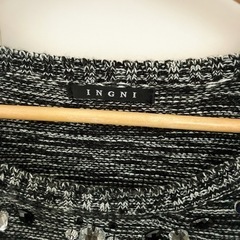 INGNI  の ビジュー付きニットの画像