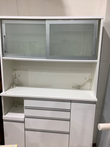 レンジボード Pamouna 高さ約210cm 幅140cm 奥行約45cm 入荷致しました！