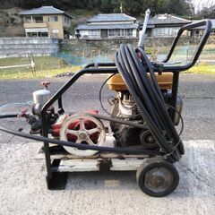 エンジン式 高圧洗浄機　セット動噴　実働！！　吸水排水ホース、ガン 18mホース付属！！の画像