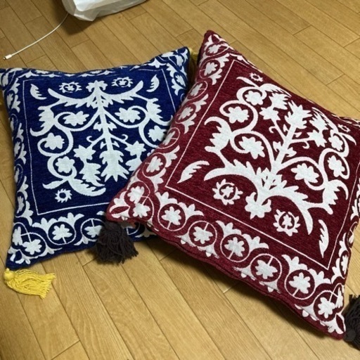 クッション\u0026クッションカバー2個セット