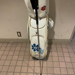 ゴルフバッグ（レディース）の画像