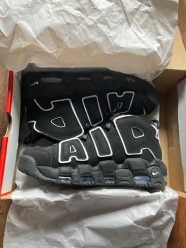 NIKE モアテン