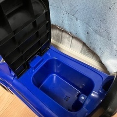 キッズスポーツカー　ブルー 足けり乗用玩具の画像